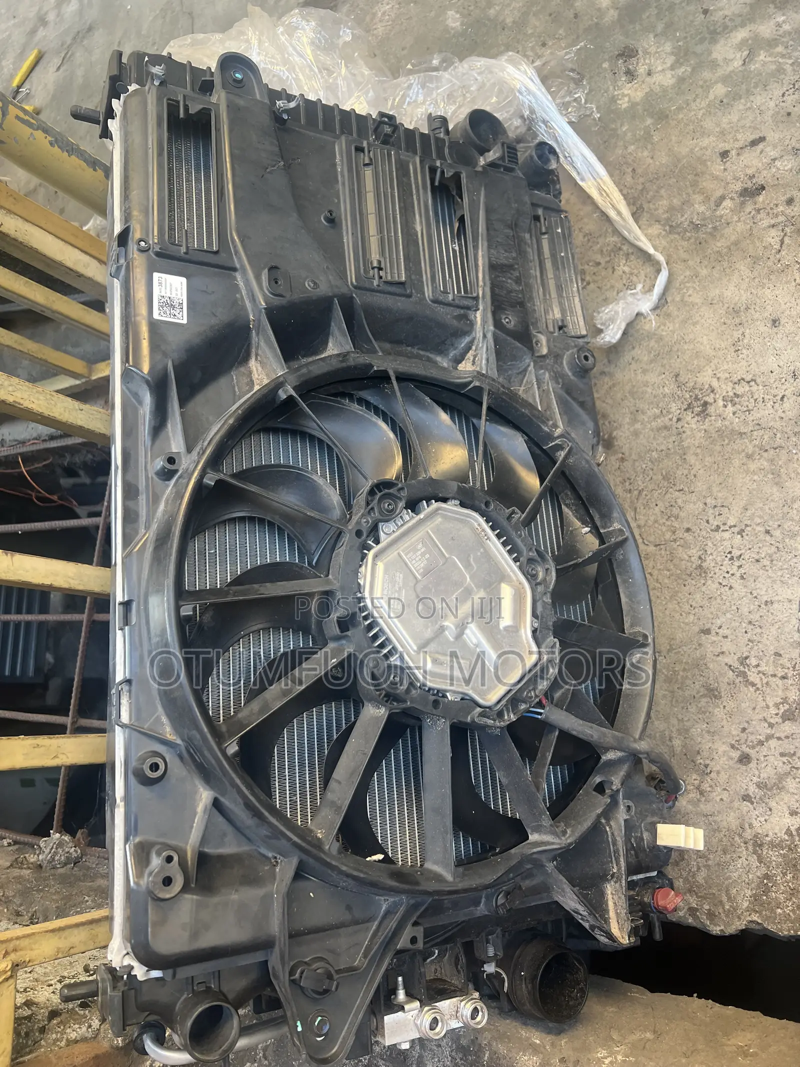 Chevrolet Malibu 2017 2018 2019 2020 2021 Radiator (Water Tank)