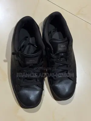 Black Lonsdale Shoe – Classic, Stylish & Versatile
