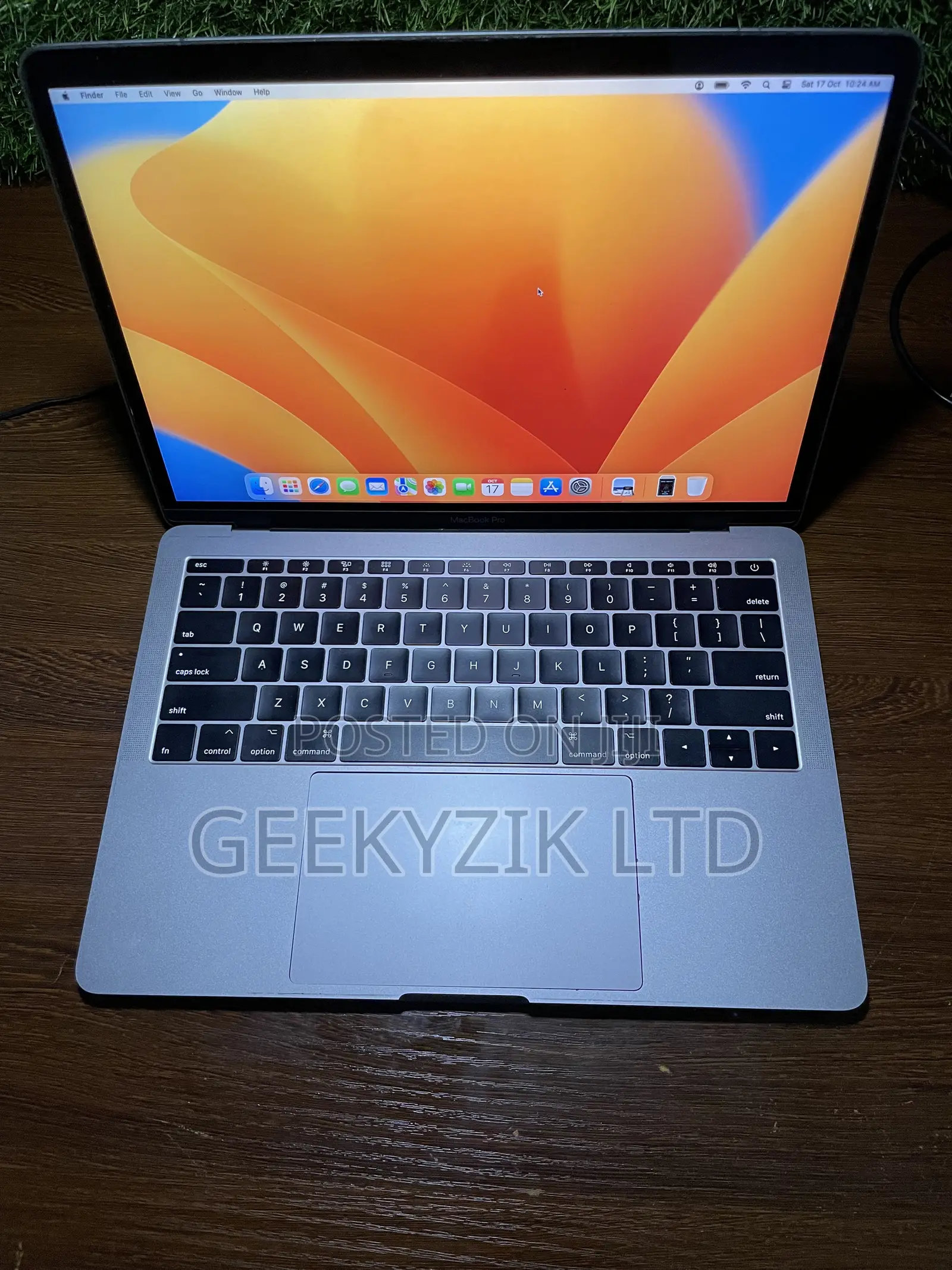 Laptop Apple MacBook Pro 2017 16GB Intel Core i7 SSD 256GB