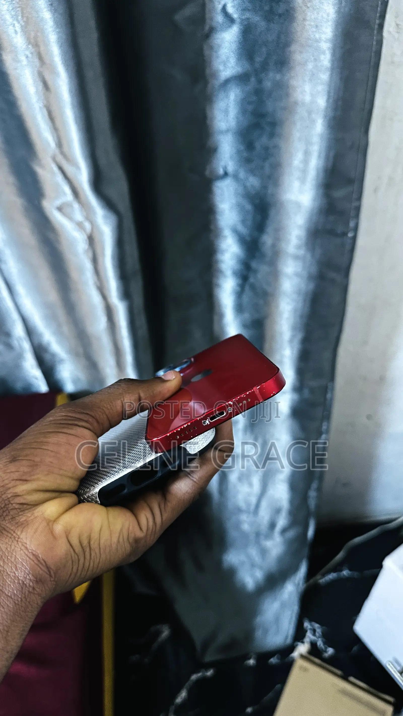 Apple iPhone 13 128 GB Red