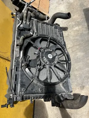 Ford Escape 2013 2014 2015 2016 Complete Radiator (Water Tank)