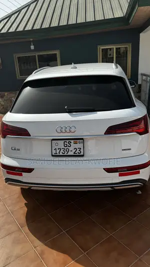 Audi Q5 2021 White