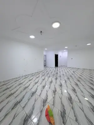 2bdrm Apartment in West Hills Mall Area for rent