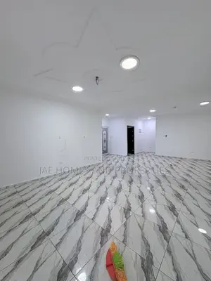 2bdrm Apartment in West Hills Mall Area for rent