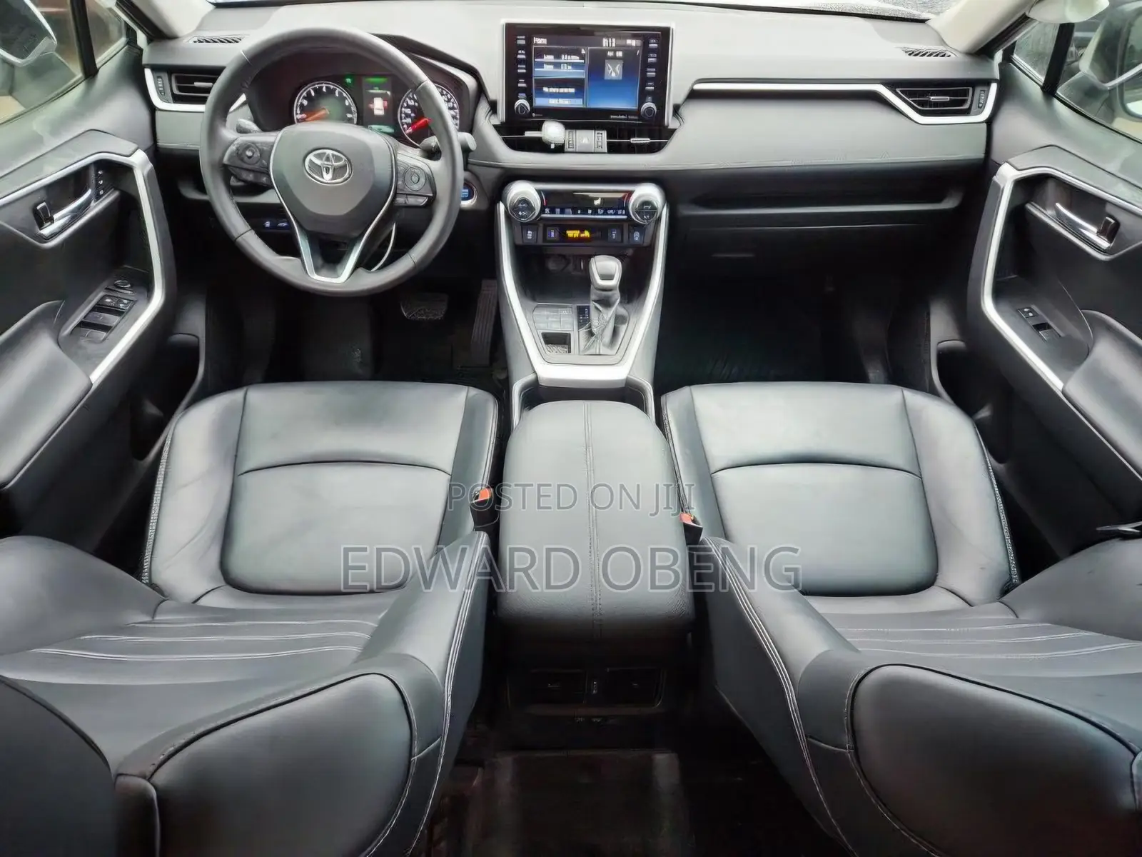 Toyota RAV4 XLE Premium 2021 White