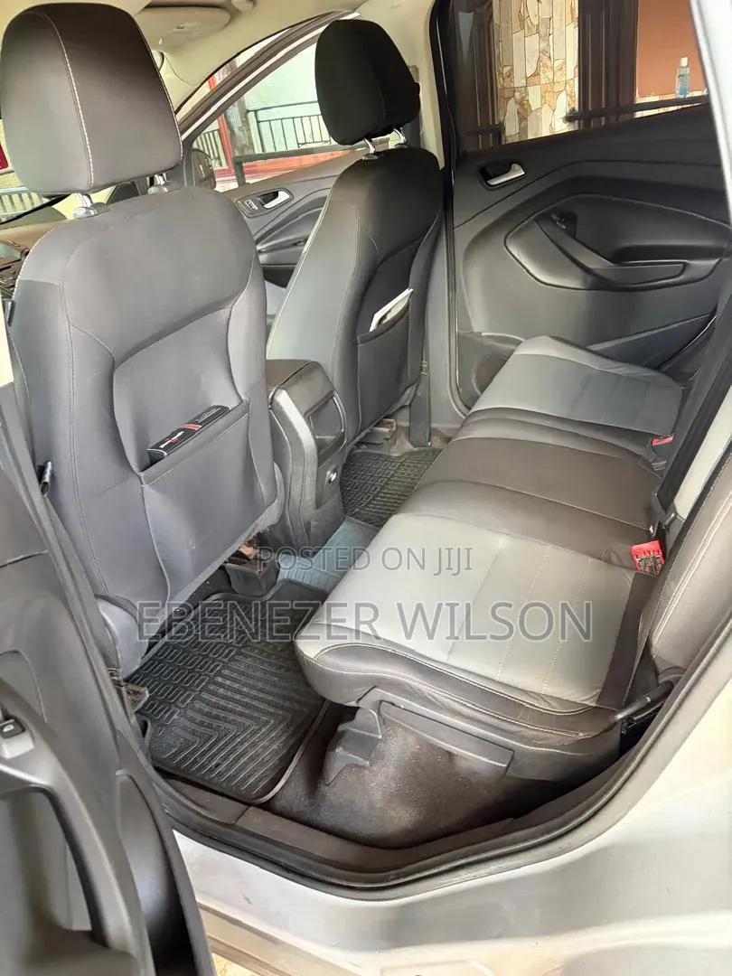 Ford Escape SE 4dr SUV (1.6L 4cyl Turbo 6A) 2014 Silver