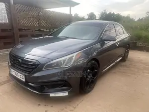Hyundai Sonata Sport 2.0T Sedan FWD (2.0L 4cyl 6A) 2017 Gray