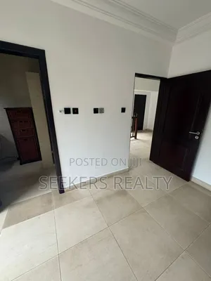 4bdrm Townhouse / Terrace in Seekers Realty, Airport Residential Area