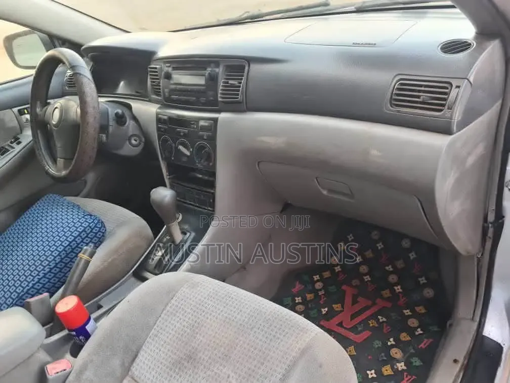 Toyota Corolla 2007 Gray