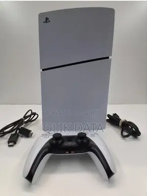 PlayStation 5 Slim Digital 1TB Glossy Finish Plus Games