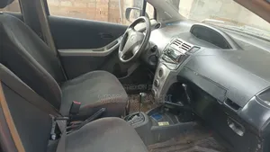 Toyota Vitz 2009 Black