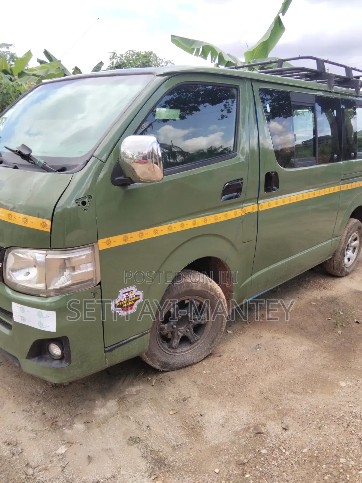 Toyota Grand HiAce 2002 Gray
