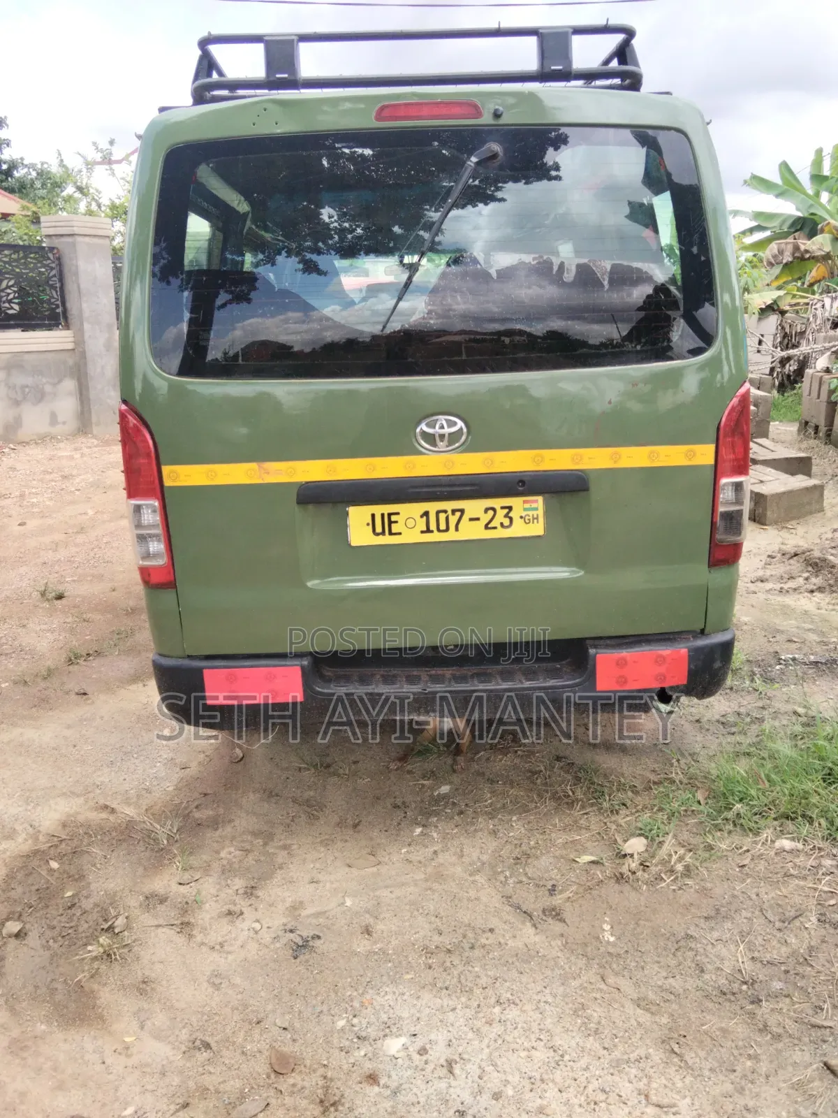 Toyota Grand HiAce 2002 Gray
