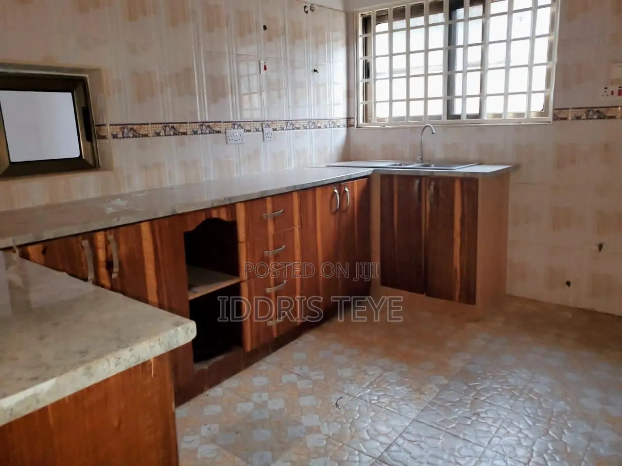 3bdrm House in Atakora Estate for rent