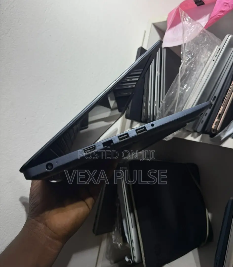 Laptop Dell G3 17 3579 16GB Intel Core i7 SSHD+SSD 1T