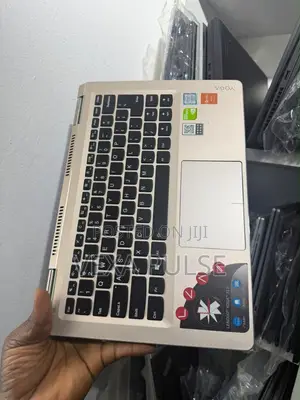 Laptop Lenovo Yoga 710 8GB Intel Core i5 SSD 256GB