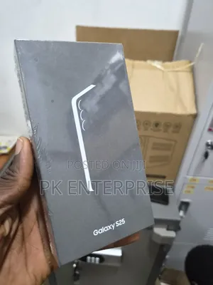 New Samsung Galaxy S25 256 GB Black