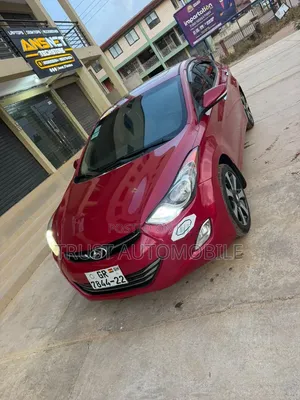 Hyundai Elantra 2013 Red