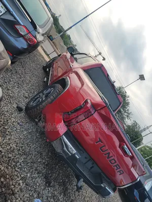Toyota Tundra 2024 Black