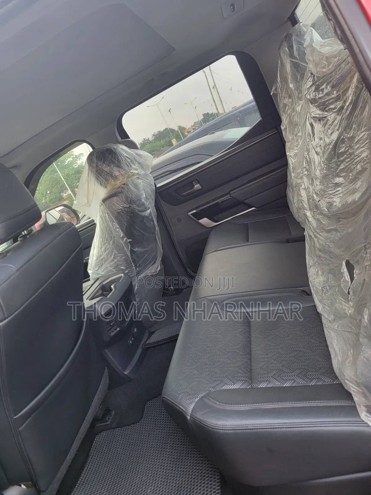 Toyota Tundra 2024 Black