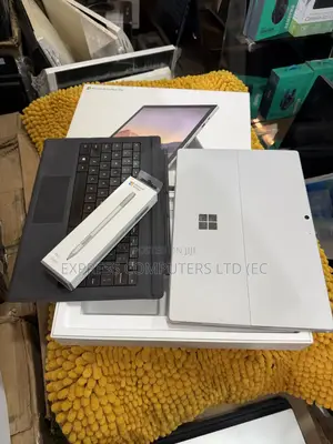 Laptop Microsoft Surface Pro 7 8GB Intel Core i5 SSD 256GB