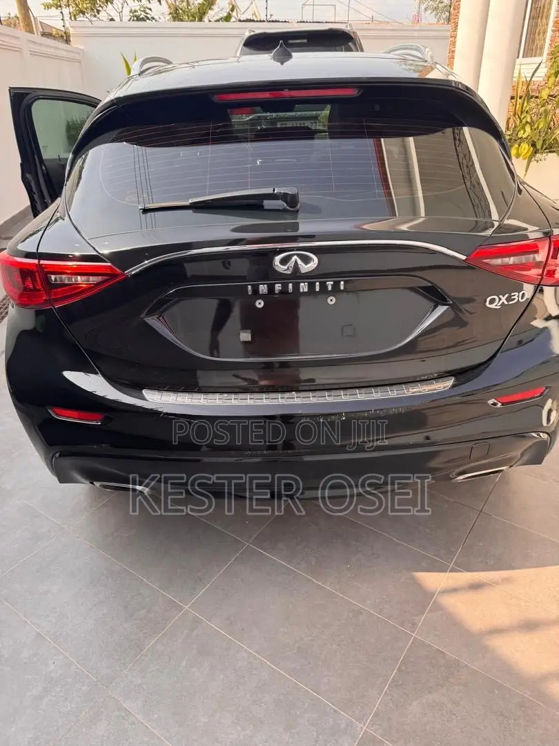 Infiniti QX30 2019 Black