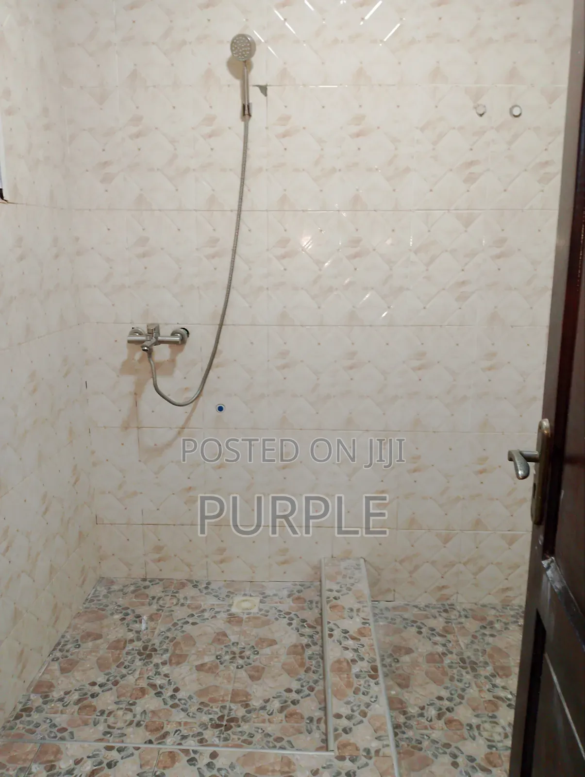 3bdrm Apartment in Zongo Junction for rent
