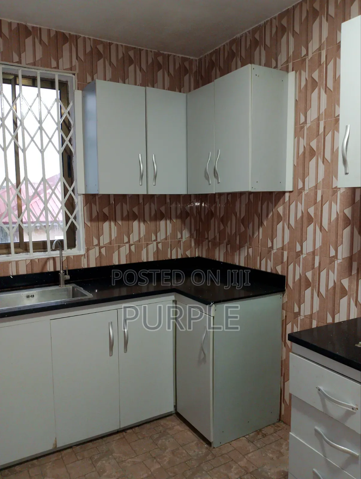 3bdrm Apartment in Zongo Junction for rent