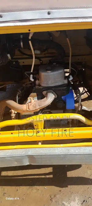 Bajaj RE 2025 Yellow