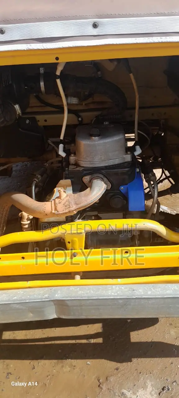 Bajaj RE 2025 Yellow
