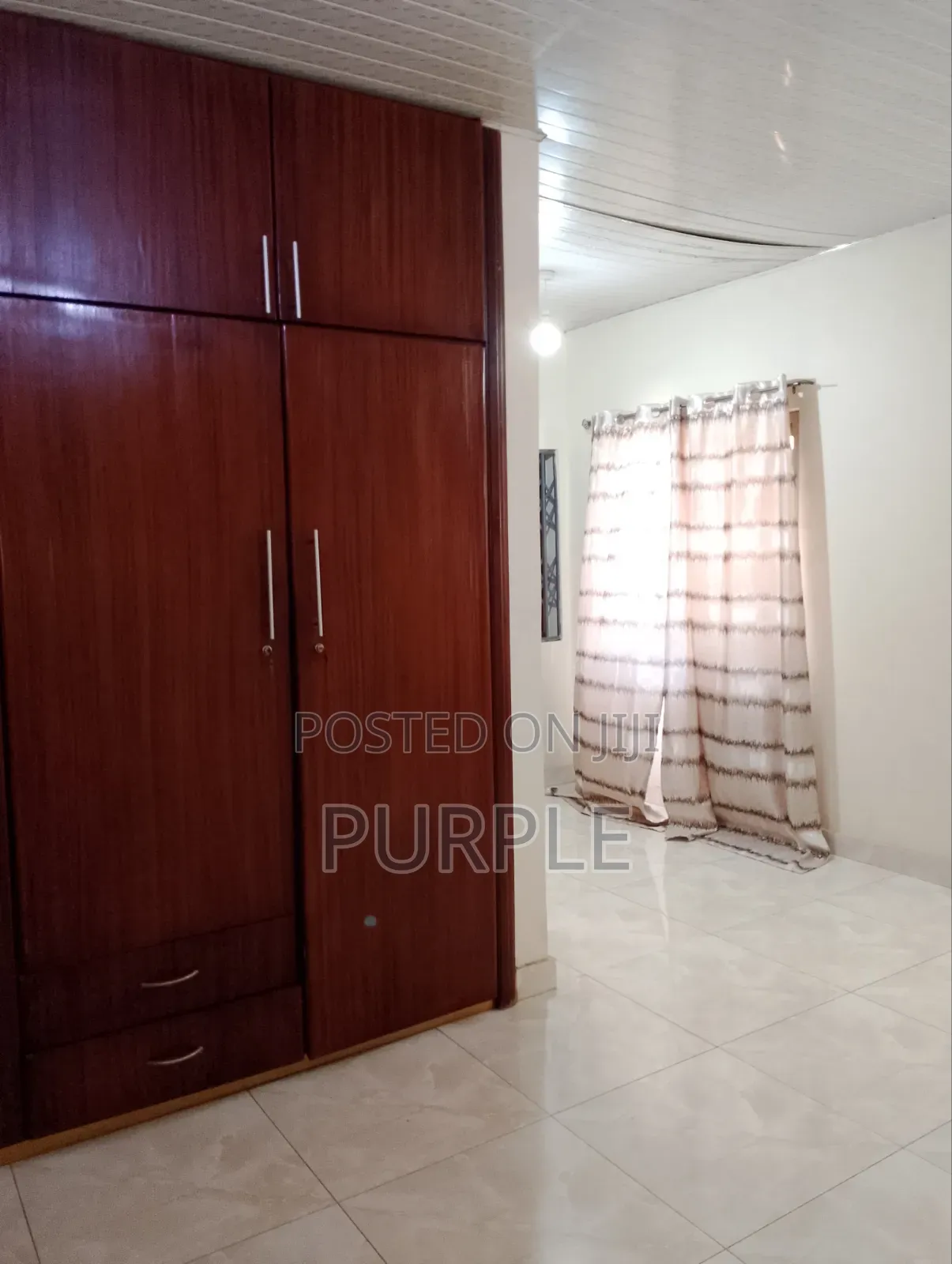 3bdrm Apartment in American House for rent