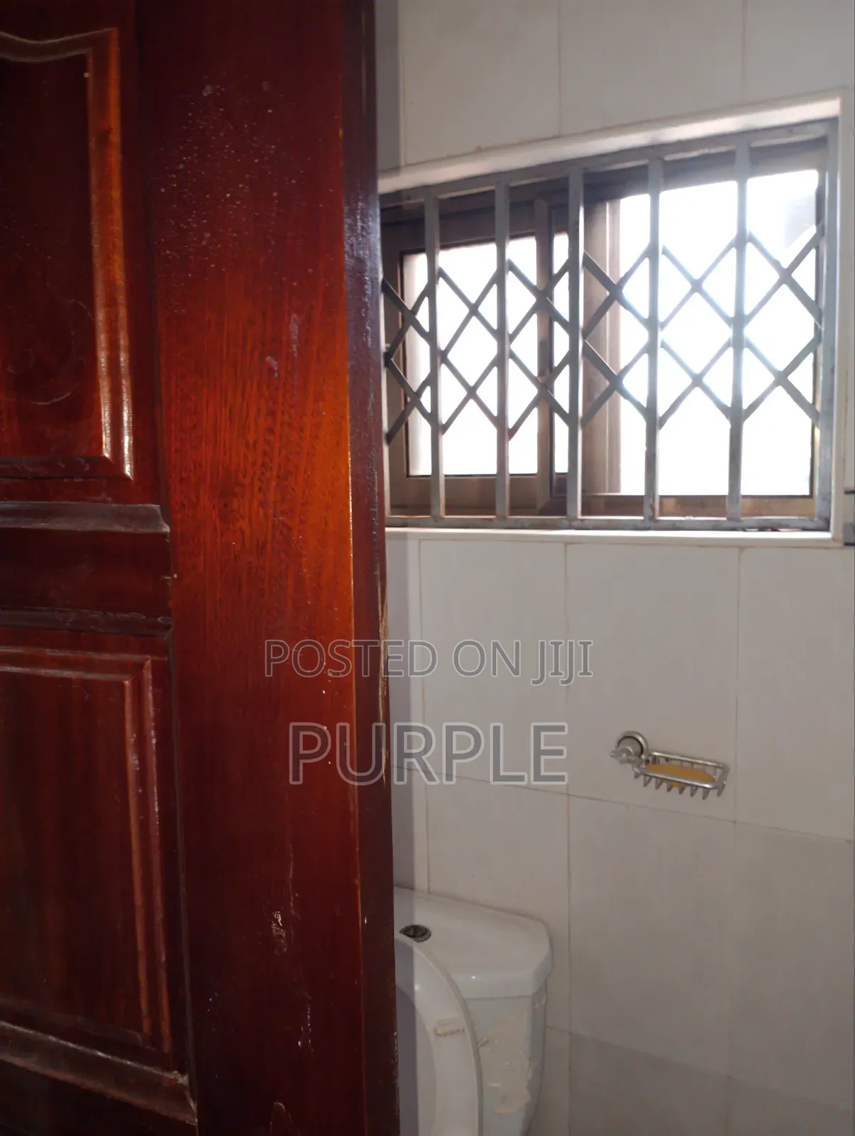 3bdrm Apartment in American House for rent