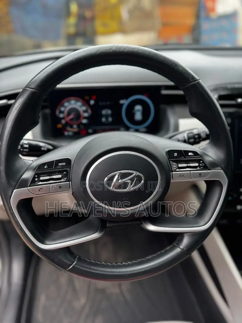 Hyundai Tucson 2023 Silver