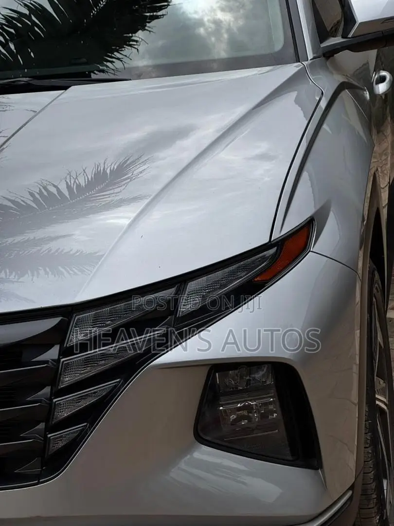 Hyundai Tucson 2023 Silver
