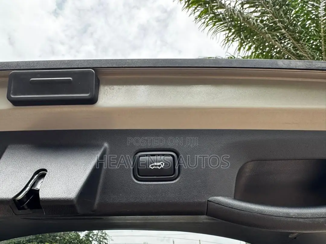Hyundai Tucson 2023 Silver