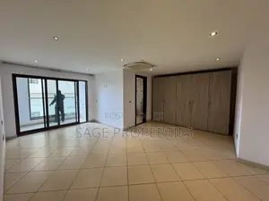 4bdrm Duplex in Airport Residential Area for rent