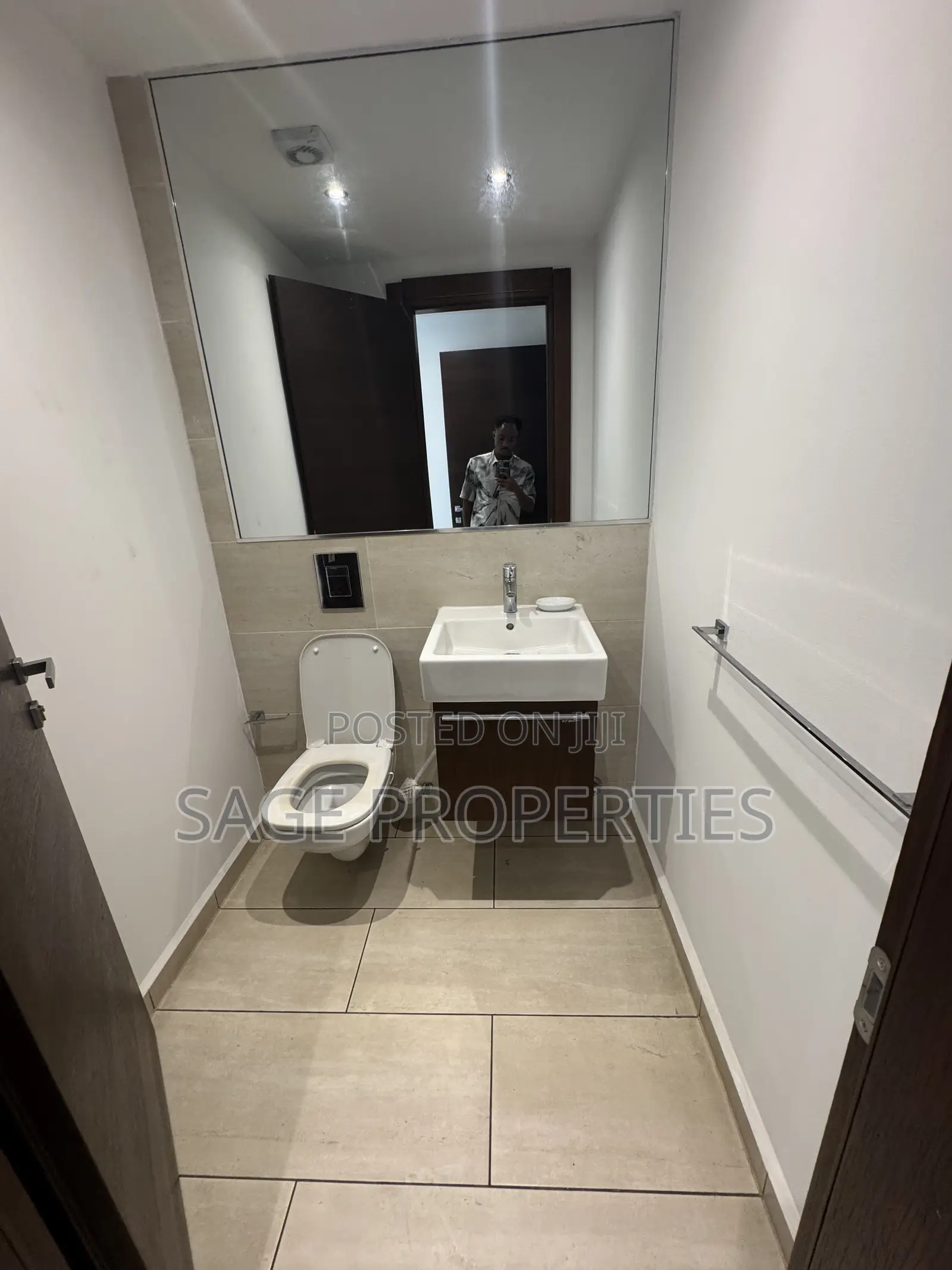 4bdrm Duplex in Airport Residential Area for rent