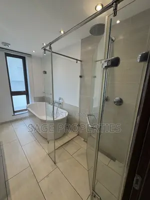 4bdrm Duplex in Airport Residential Area for rent