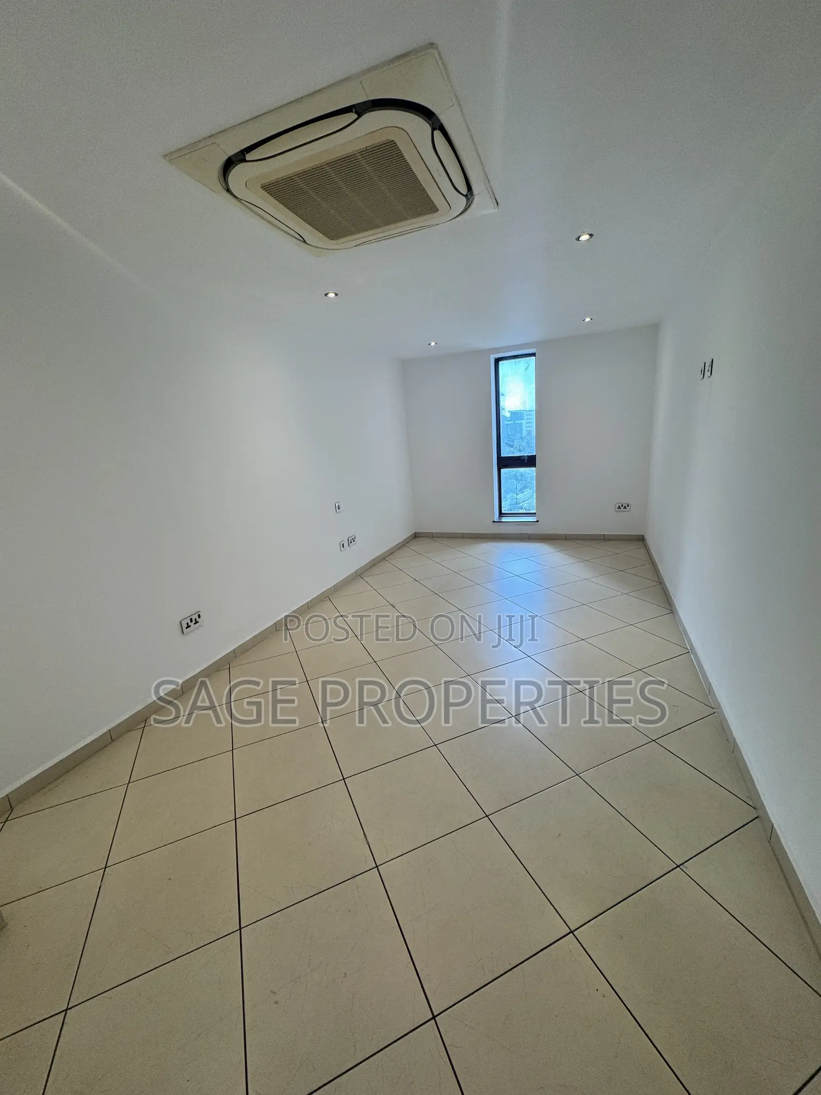 4bdrm Duplex in Airport Residential Area for rent