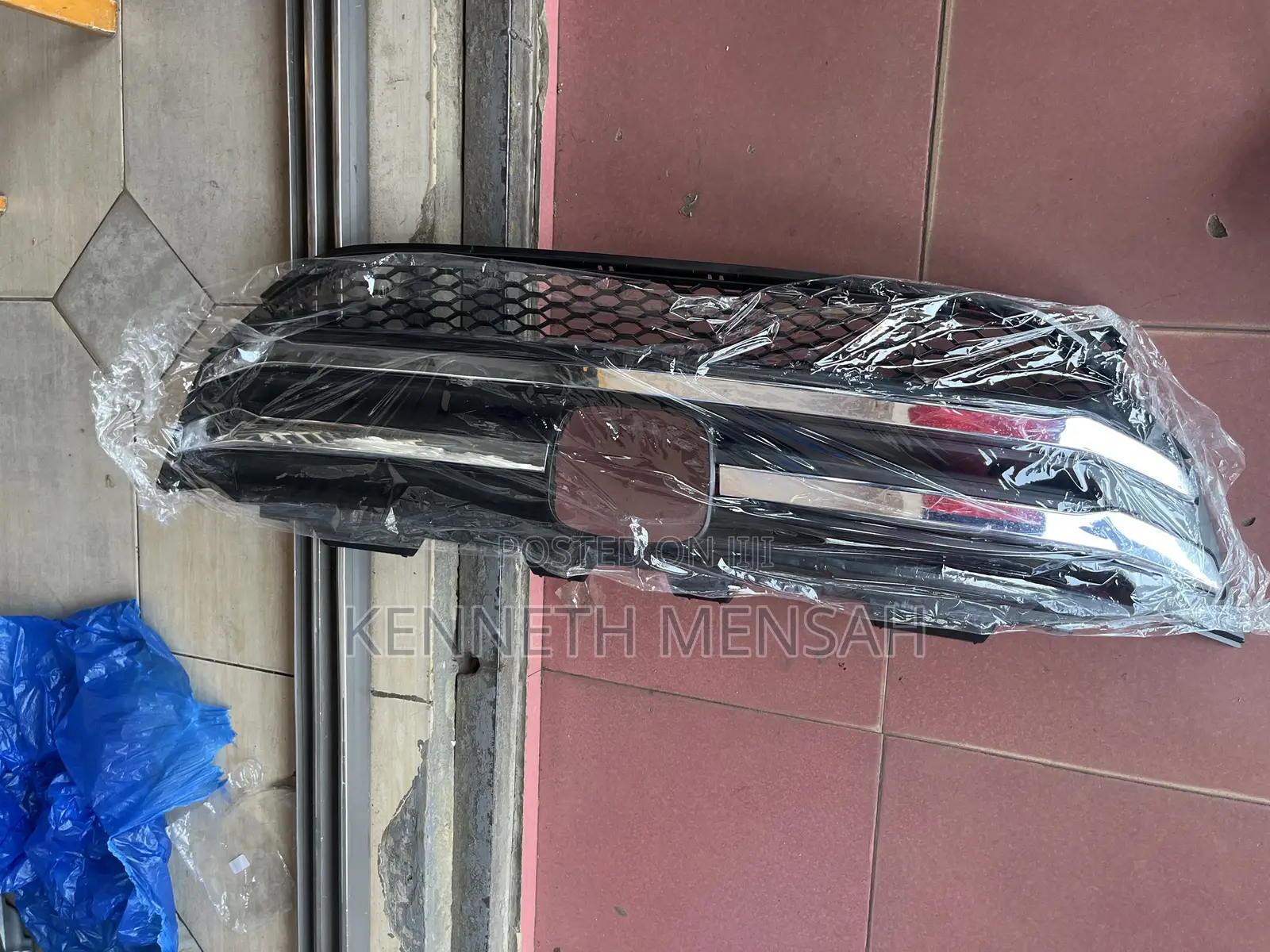 Honda Pilot 2016-2018 Grill