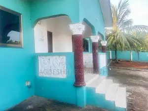 Studio Apartment in Lizzy Ventures, Weija for rent