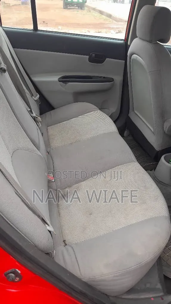 Hyundai Accent 2008 Red