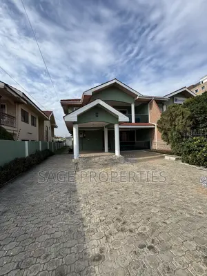 5bdrm Duplex in Boundary Road Area for rent