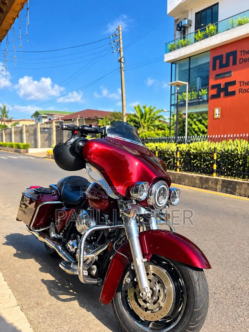 Harley-Davidson Touring 2008 Red