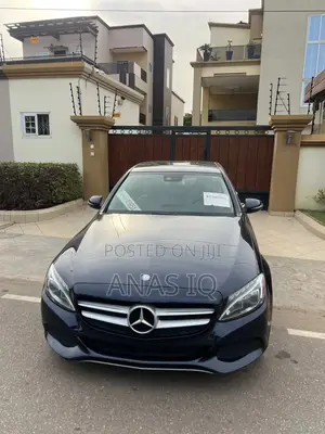 Mercedes-Benz C300 Luxury 4matic Sedan AWD (2.0L 4cyl 7A) 2017 Blue