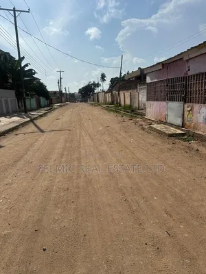 5bdrm House in Lartebiokorshie for sale