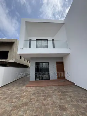 3bdrm Duplex in Manet Junction for sale