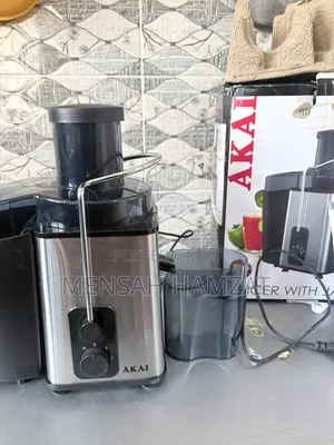 Akai Commercial Fruit Juicer