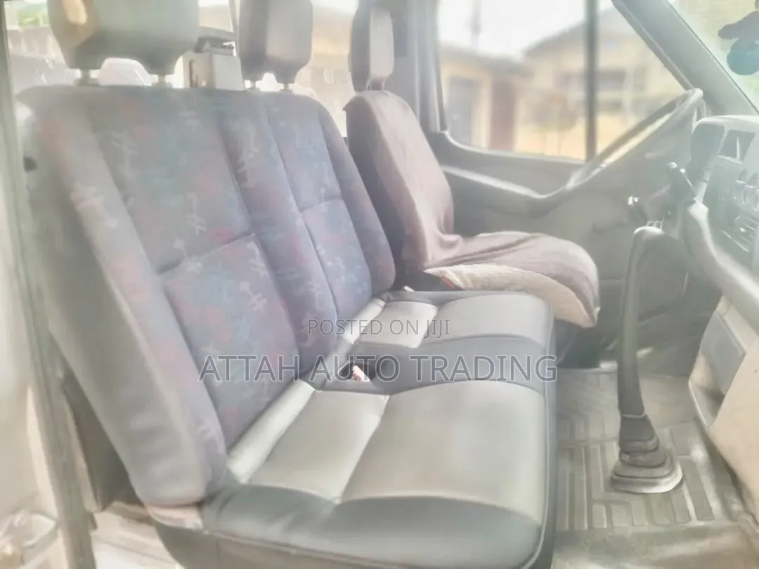 Mercedes-Benz Sprinter 2001 Silver