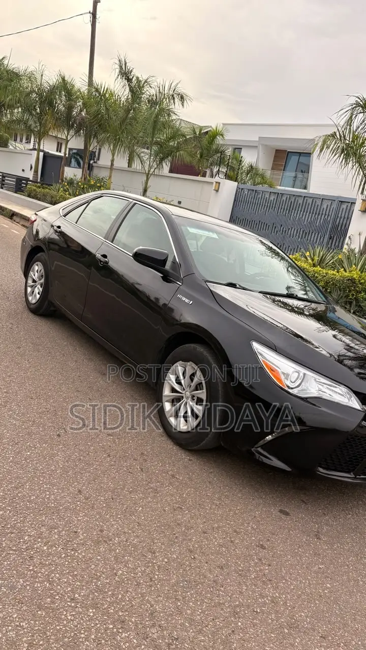 Toyota Camry LE 4dr Sedan (2.5L 4cyl 6A) 2017 Black